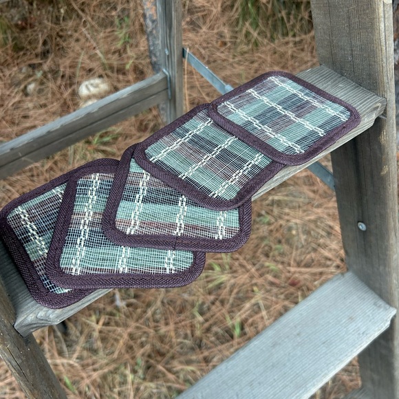 5 woven straw coasters NWOT - Picture 2 of 5